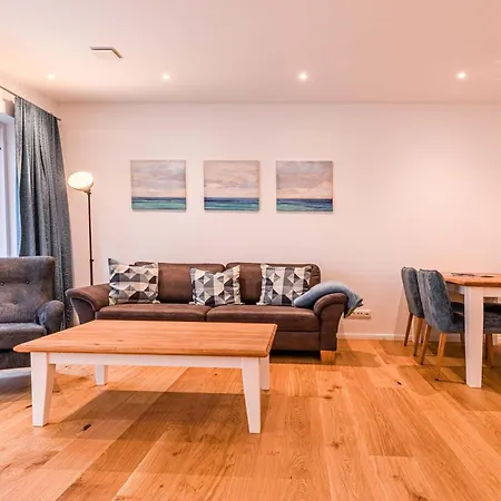 Inselpirat - 5-sterne Direkt Am * Malchow (Mecklenburg-Vorpommern)